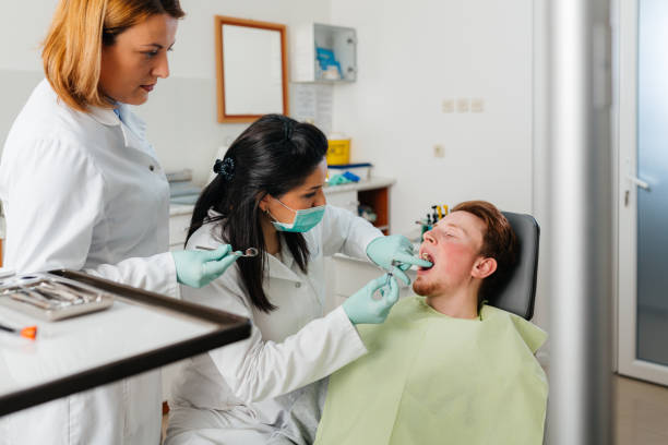 Best Emergency Tooth Extraction in Jeffersonville, OH